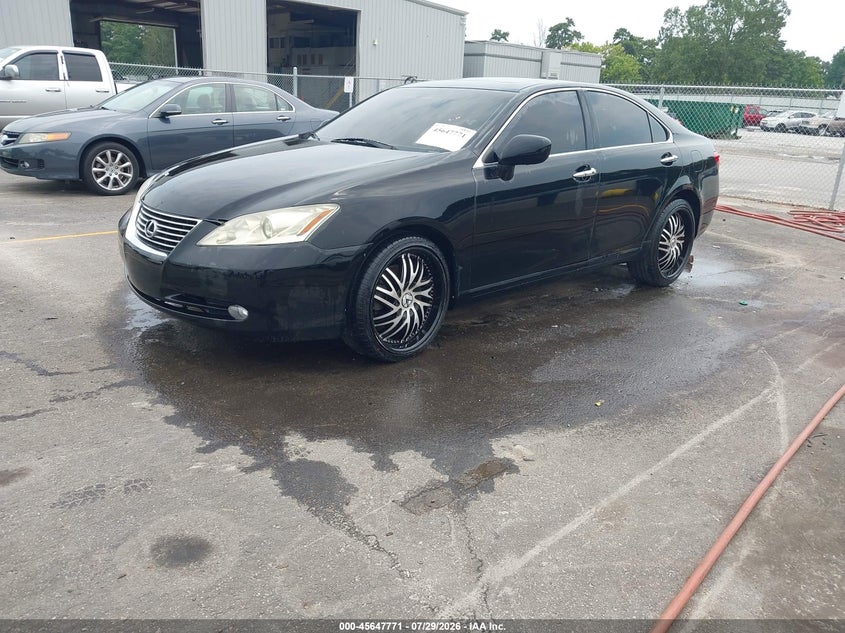 2007 Lexus ES, Normal Wear & Tear, IAAI, VIN JTHBJ46G572124800 — photo 2