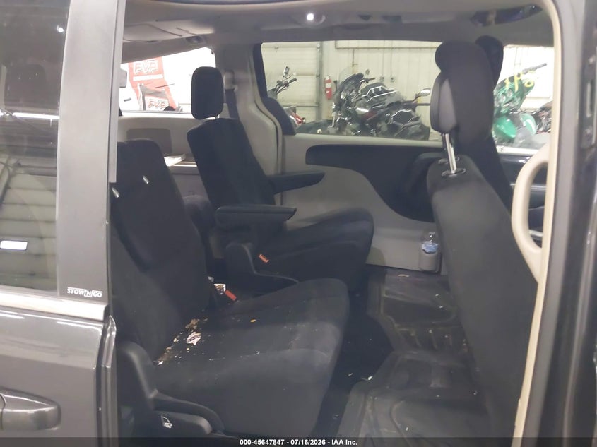 2011 DODGE GRAND CARAVAN auction photo 8