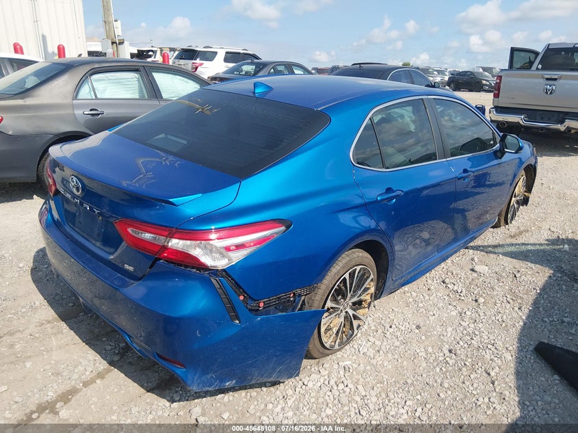 2020 TOYOTA CAMRY auction photo 4
