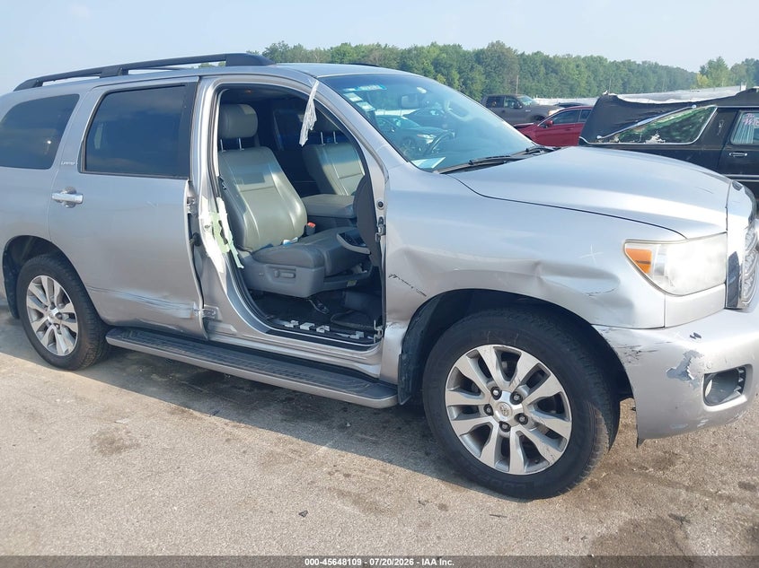 2014 Toyota Sequoia Limited 5.7L V8 VIN: 5TDKY5G15ES052015 Lot: 45648109