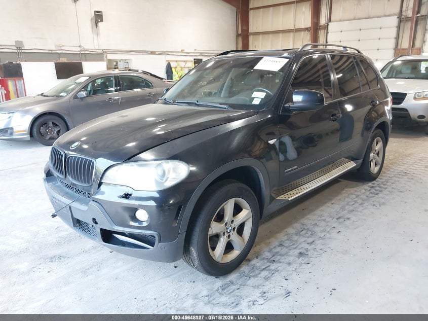 2009 BMW X5, Right Side, IAAI, VIN 5UXFE43569L260519 — photo 2