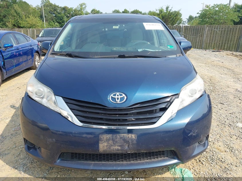 AtlanticExpress - Toyota Sienna