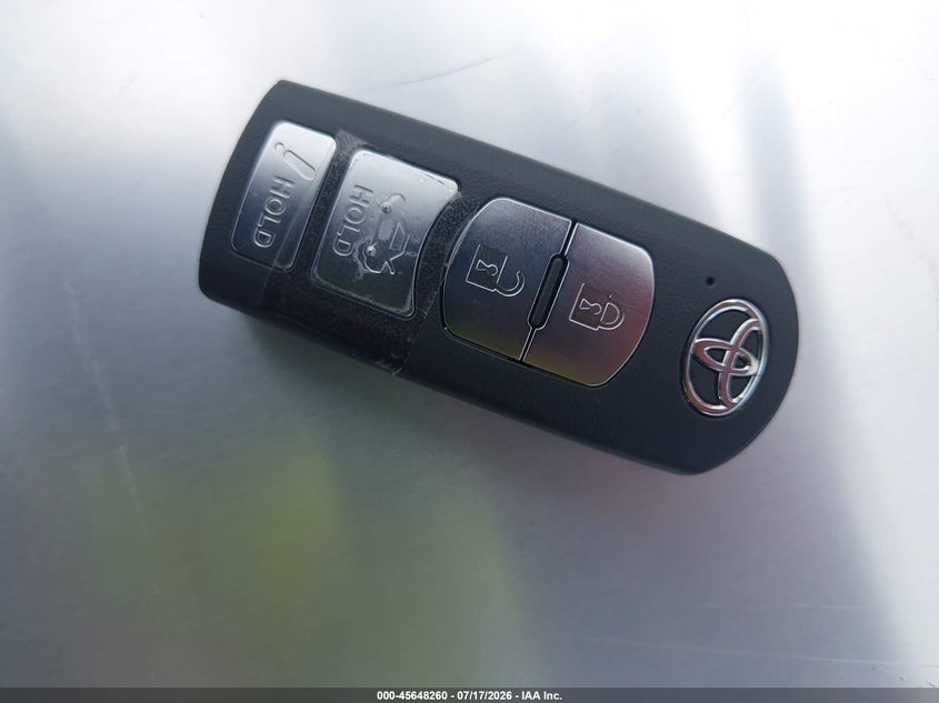 2020 Toyota Yaris Le VIN: 3MYDLBYV1LY708421 Lot: 45648260