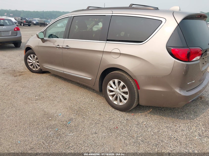Vin: 2c4rc1bg7hr705331, lot: 46146841, chrysler pacifica touring-l 20173