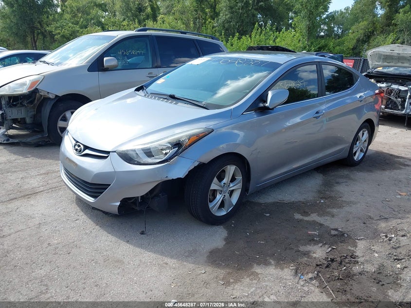 2016 HYUNDAI ELANTRA auction photo 2