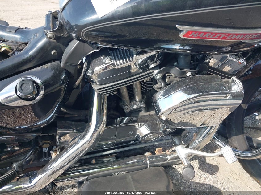 2010 Harley-Davidson Xl1200 C VIN: 1HD1CT313AC400795 Lot: 45648302