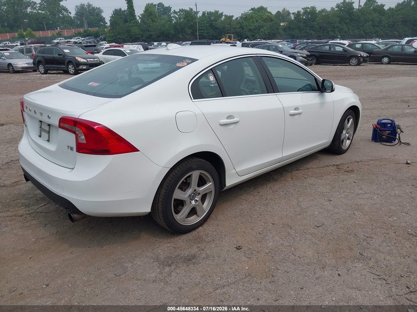 2012 Volvo S60 T5/T5 W/Moonroof VIN: YV1622FS3C2132522 Lot: 45648334