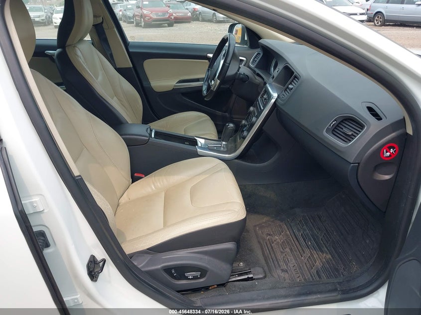 2012 Volvo S60 T5/T5 W/Moonroof VIN: YV1622FS3C2132522 Lot: 45648334