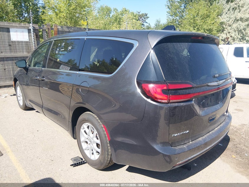 2023 CHRYSLER PACIFICA auction photo 3