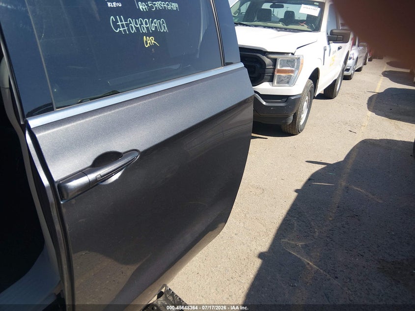 2023 CHRYSLER PACIFICA auction photo 6