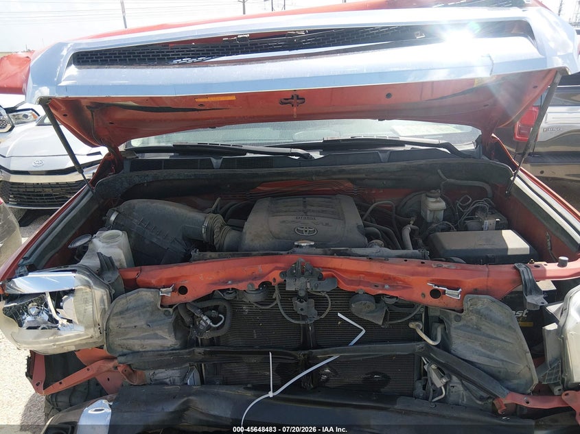 TOYOTA TUNDRA - zdjęcie 10