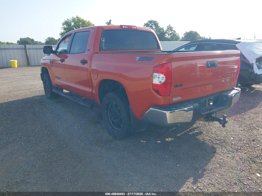 2017 TOYOTA TUNDRA auction photo 3