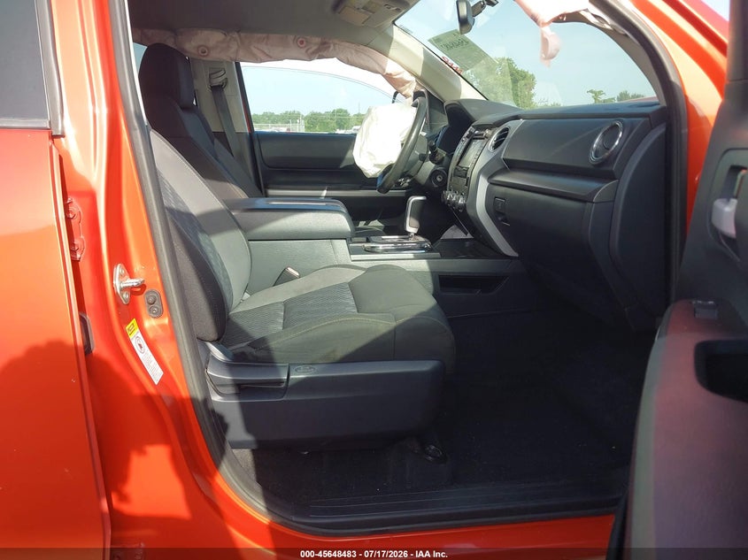 2017 TOYOTA TUNDRA auction photo 5