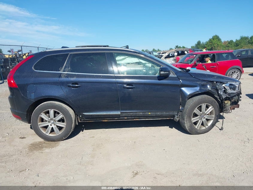 2016 Volvo Xc60 T6 Platinum VIN: YV4902RM1G2828739 Lot: 45648502