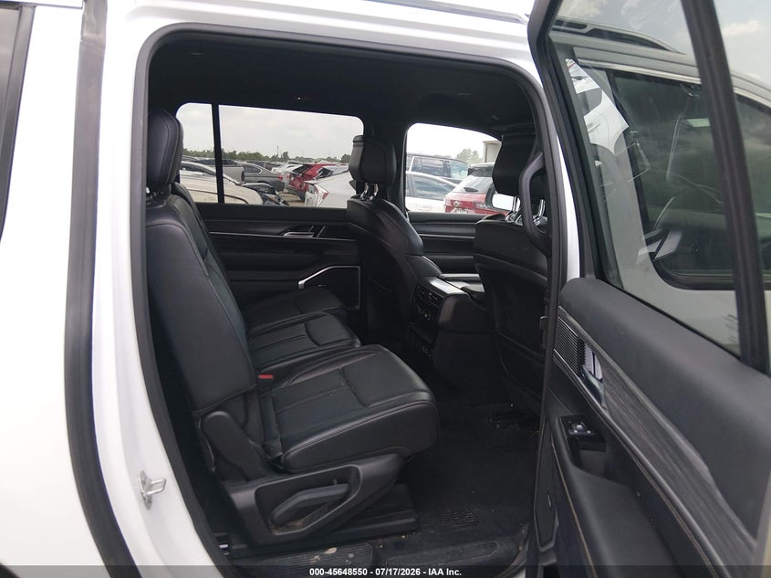 2023 Jeep Wagoneer L Series Ii 4X4 VIN: 1C4SJSBPXPS569044 Lot: 45648550