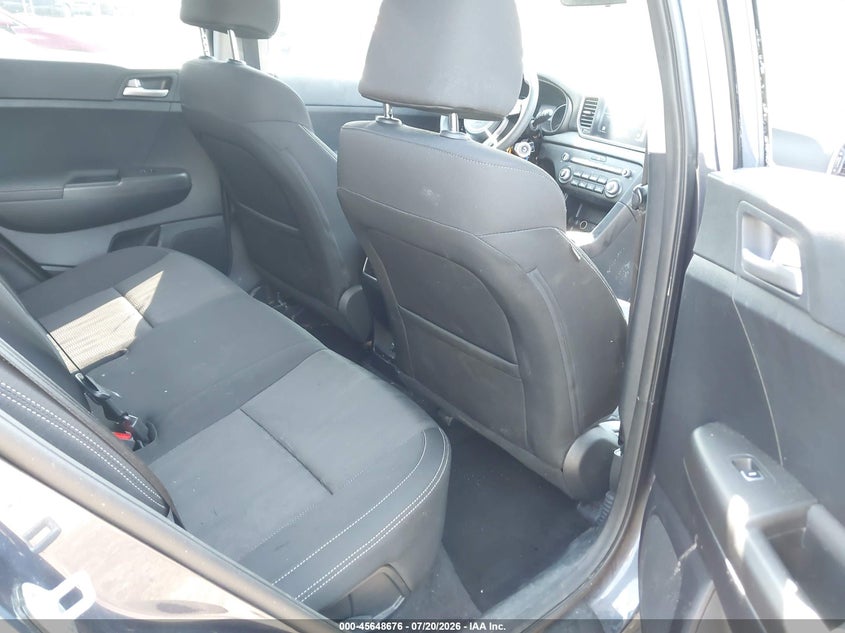 2020 Kia Sportage Lx VIN: KNDPMCAC9L7650230 Lot: 45648676