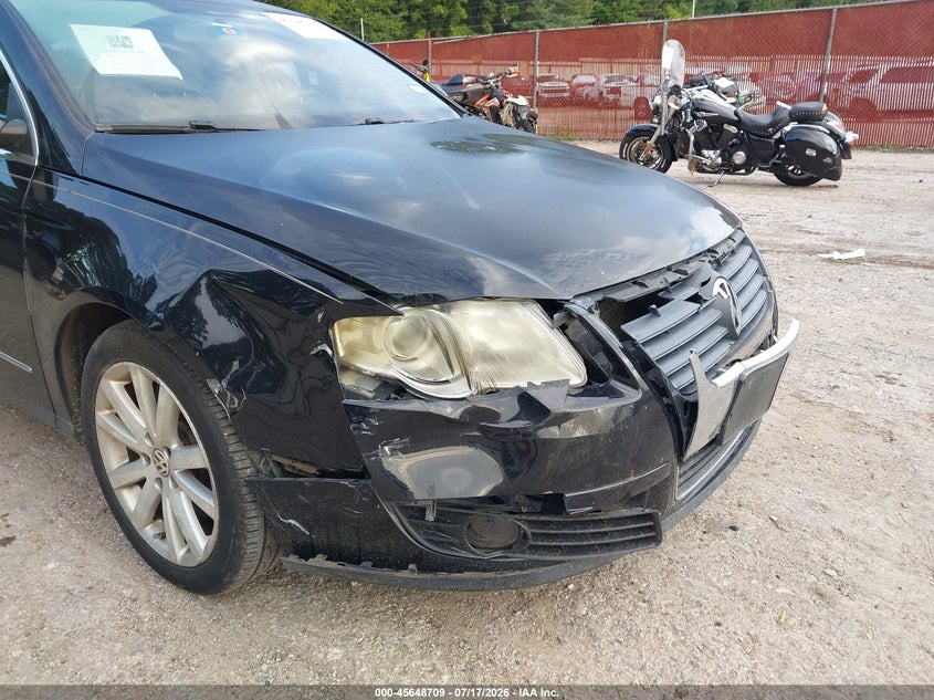 2010 VOLKSWAGEN PASSAT auction photo 6