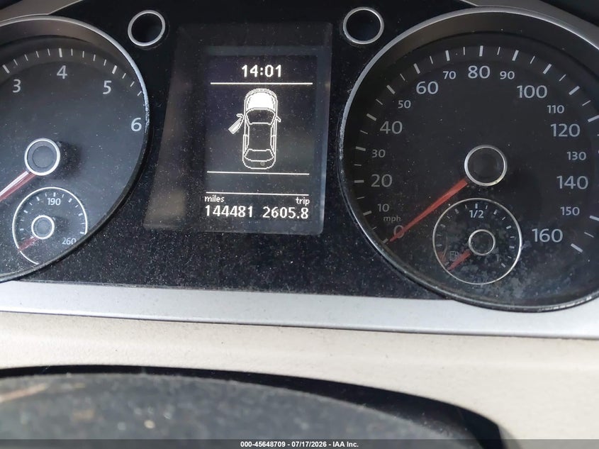 2010 VOLKSWAGEN PASSAT auction photo 7