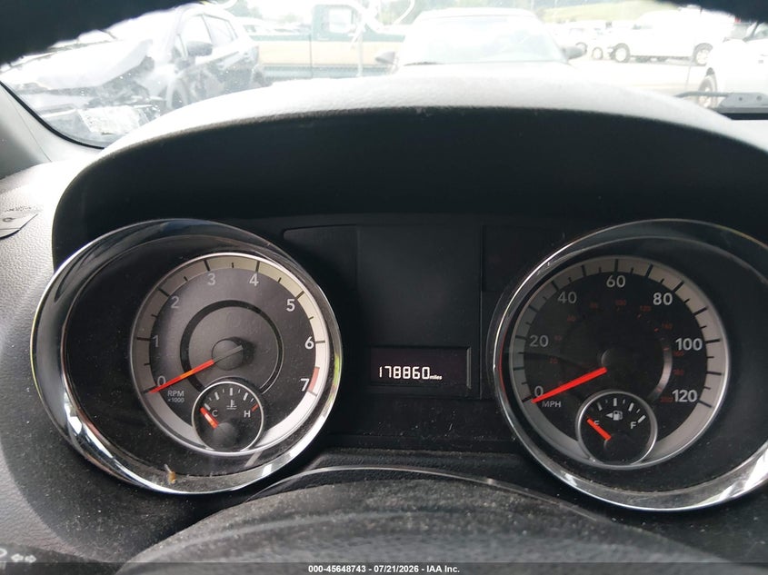 2014 Dodge Grand Caravan Sxt VIN: 2C4RDGCG1ER102126 Lot: 45648743
