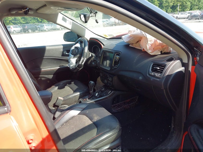 2018 JEEP COMPASS auction photo 5