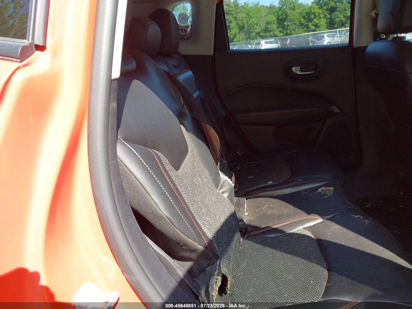 2018 JEEP COMPASS auction photo 8