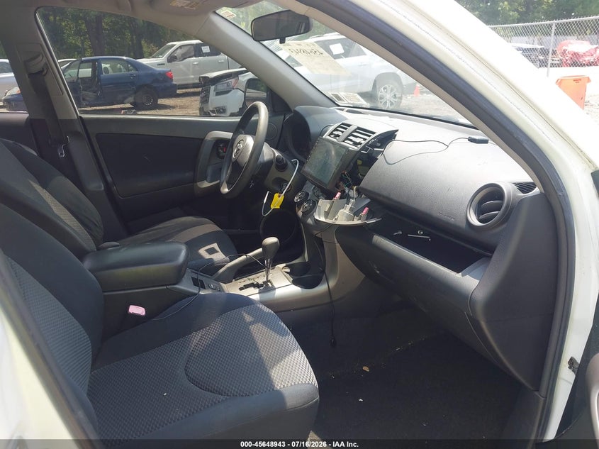 2006 TOYOTA RAV4 auction photo 5