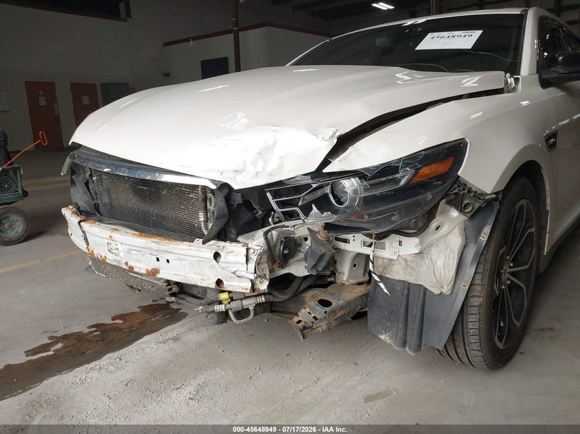 2016 FORD TAURUS auction photo 6