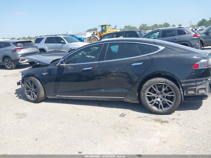 2016 Tesla Model S 60D/70D/75D/85D/90D VIN: 5YJSA1E21GF149485 Lot: 45648961