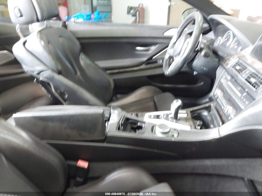 BMW M6 - zdjęcie 5