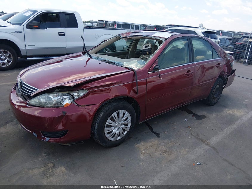 2006 Toyota Camry, Переворот, IAAI, VIN JTDBE30K163044643 — фото 2