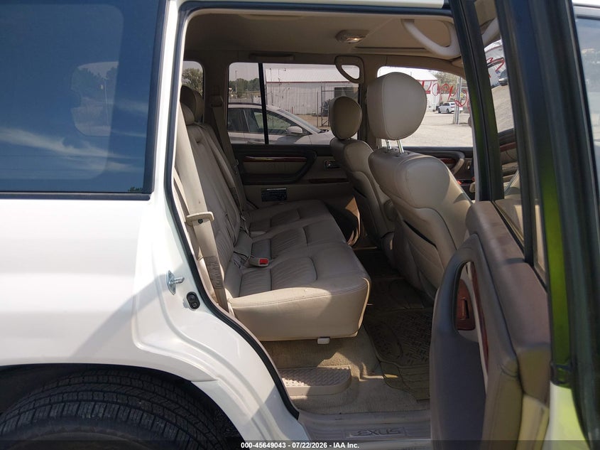 2001 LEXUS LX 470 auction photo 8