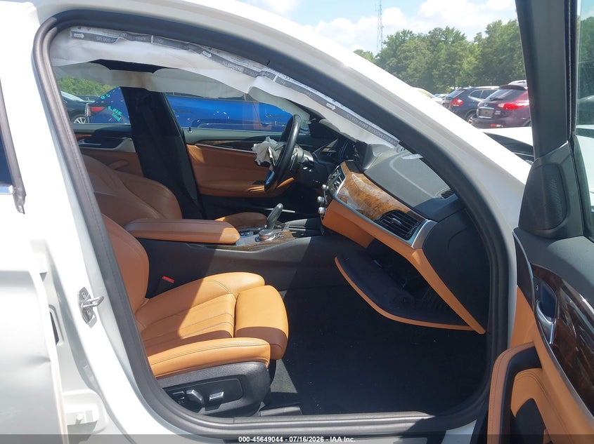 2019 BMW 540I XDRIVE · Photo 5