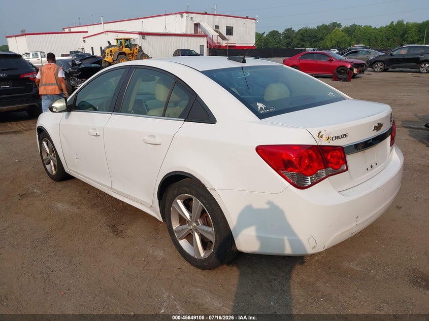 CHEVROLET CRUZE 2015 VIN 1G1PE5SB9F7174668