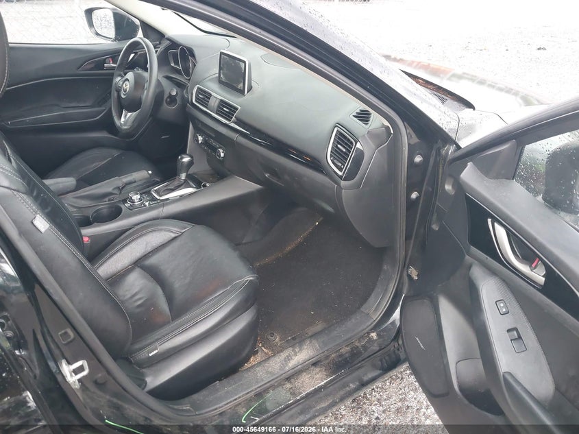 MAZDA MAZDA3 - zdjęcie 5