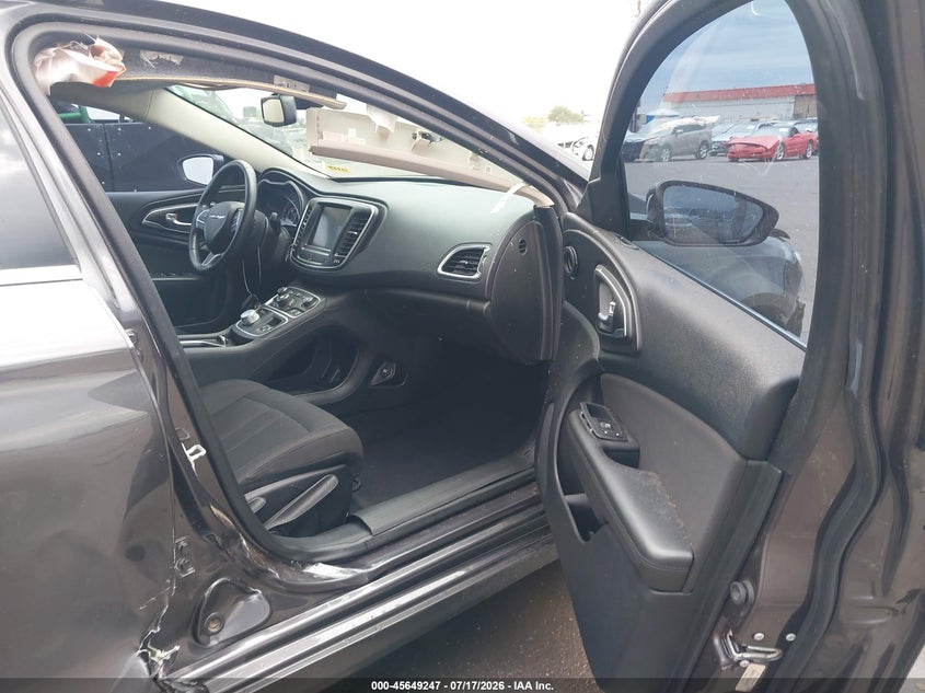 2015 Chrysler 200 Limited VIN: 1C3CCCABXFN748440 Lot: 45649247