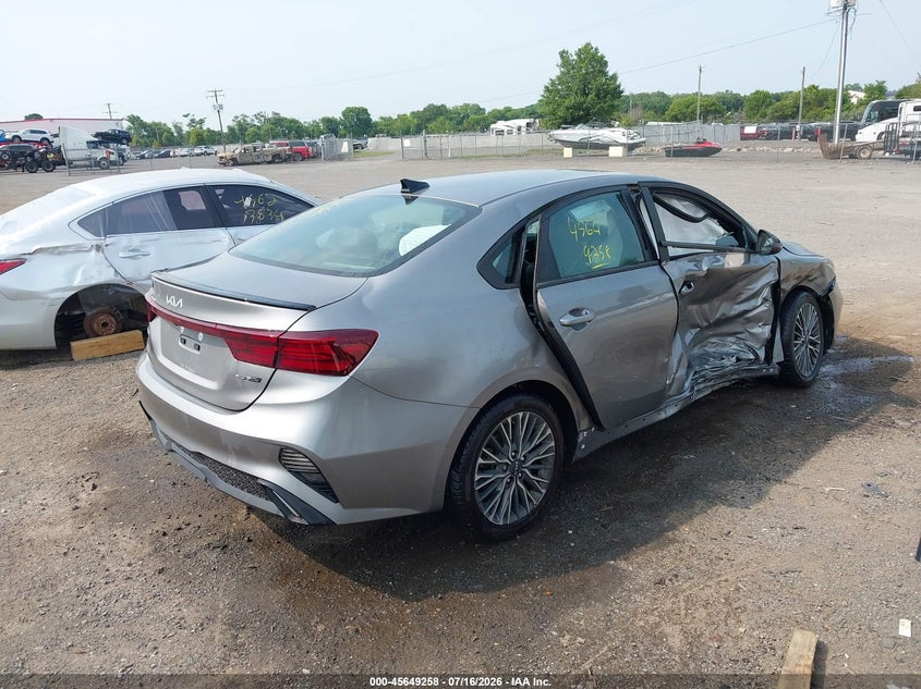 2023 KIA FORTE auction photo 4