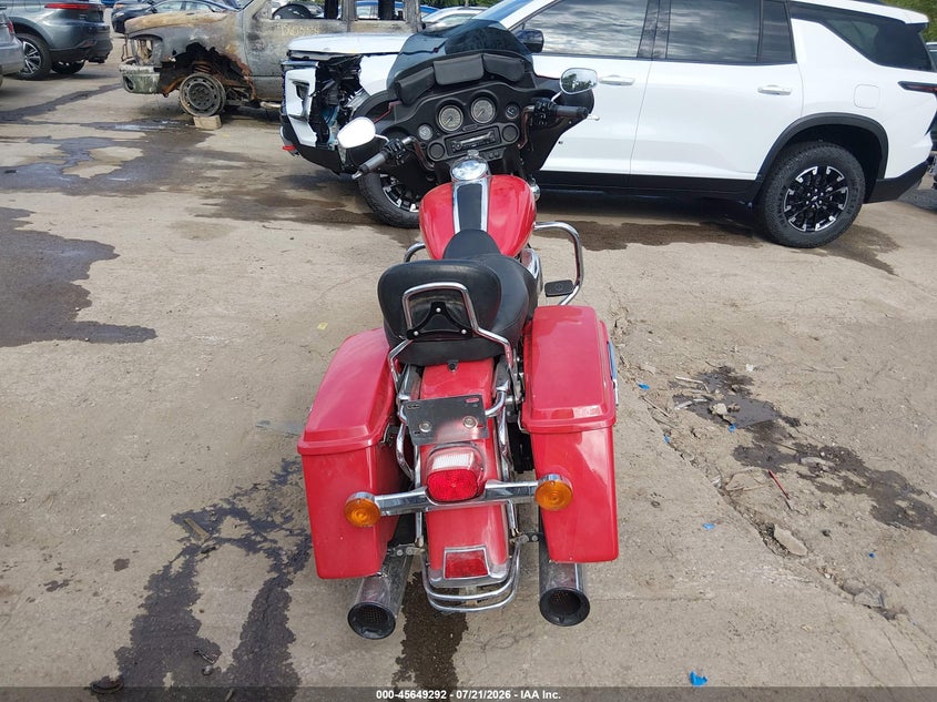 2008 HARLEY-DAVIDSON FLHT auction photo 6
