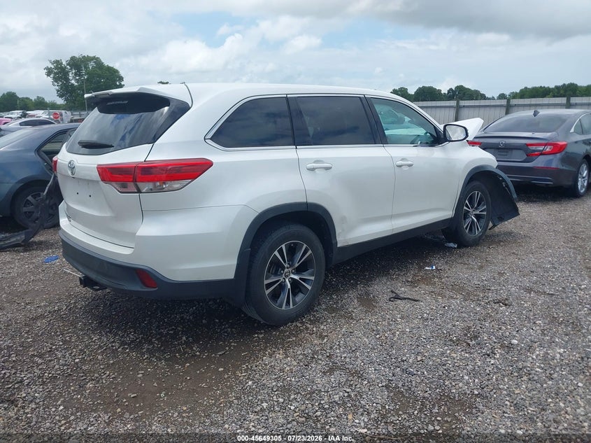 2019 TOYOTA HIGHLANDER auction photo 4