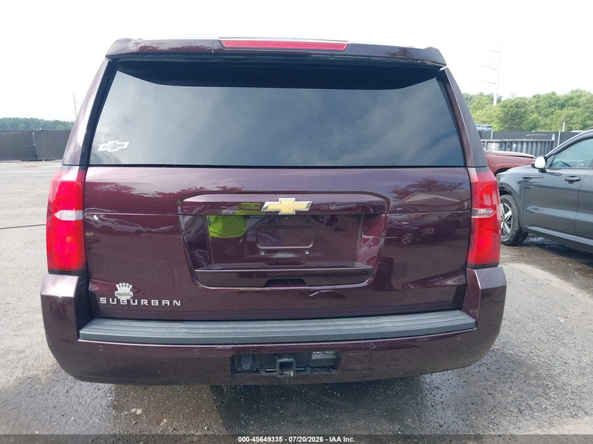CHEVROLET SUBURBAN - zdjecie 16