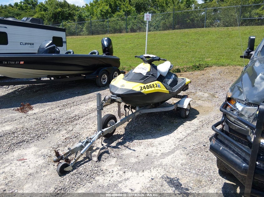 2015 SEADOO SPARK auction photo 2