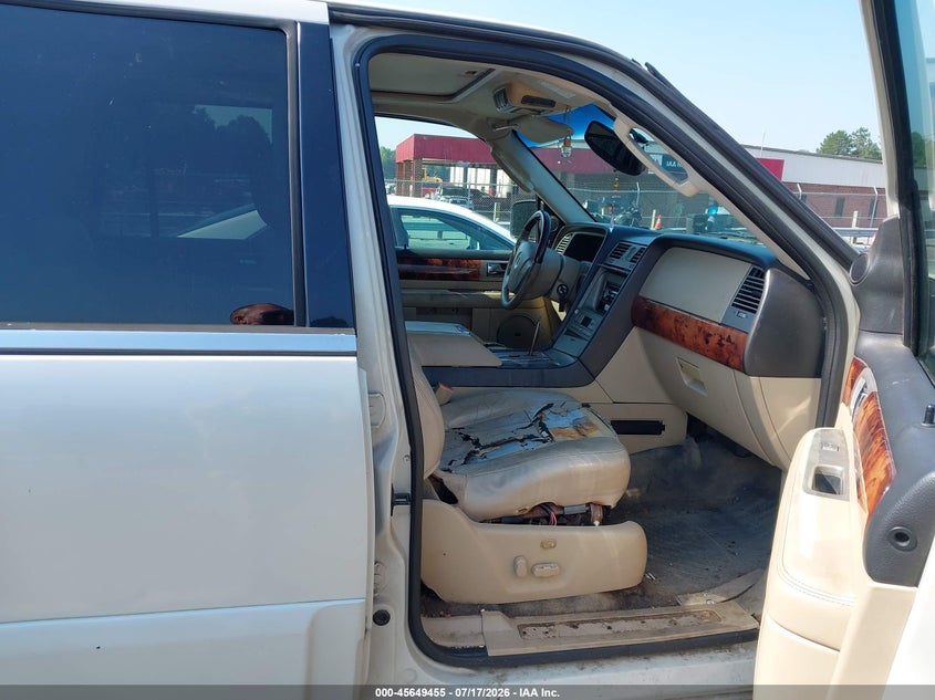 2005 Lincoln Navigator VIN: 5LMFU27535LJ24516 Lot: 45649455