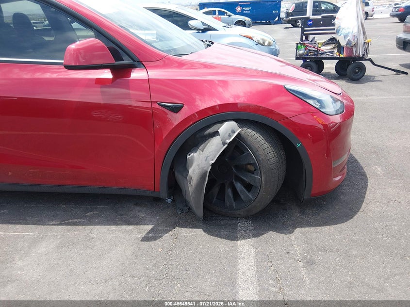 2022 Tesla Model Y Long Range Dual Motor All-Wheel Drive VIN: 7SAYGAEE9NF396854 Lot: 45649541