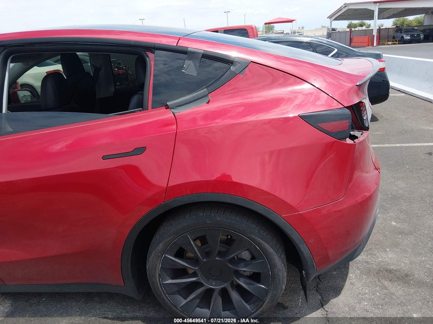 2022 Tesla Model Y Long Range Dual Motor All-Wheel Drive VIN: 7SAYGAEE9NF396854 Lot: 45649541