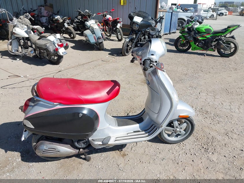 2006 Vespa Lx 150 VIN: ZAPM448F465001295 Lot: 45649577