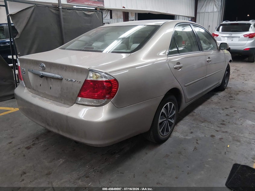 2005 TOYOTA CAMRY auction photo 4