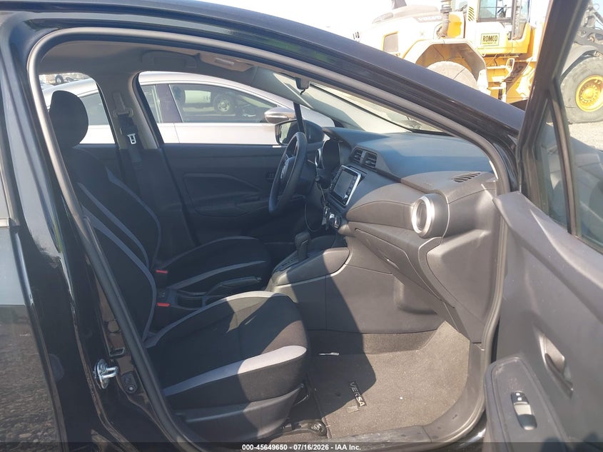 2025 NISSAN VERSA auction photo 5