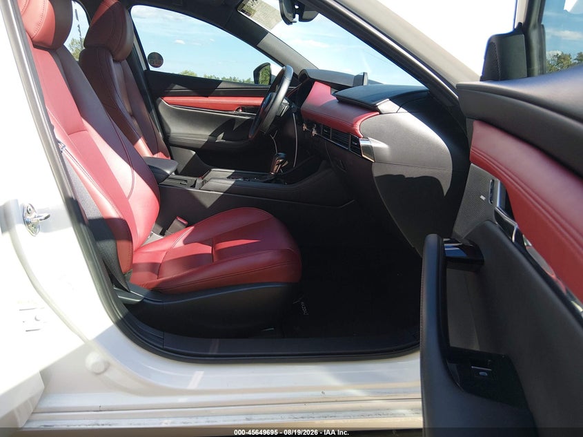 2023 MAZDA MAZDA3 auction photo 5
