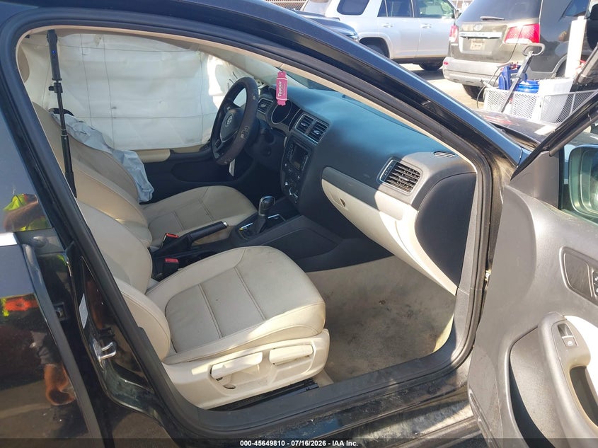VOLKSWAGEN JETTA 2015 VIN 3VWD17AJ9FM231576