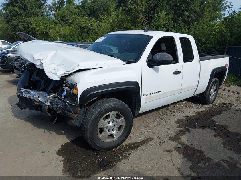 2007 Chevrolet Silverado, Front End, IAAI, VIN 1GCEK19C17Z502671 — photo 2