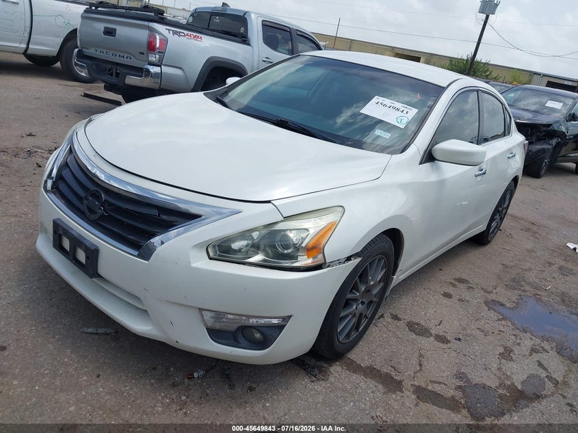 2015 Nissan Altima, Удар спереди, IAAI, VIN 1N4AL3AP3FC137763 — фото 2